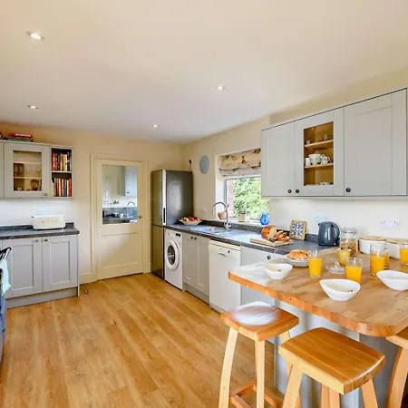 בית נופש 3 Bed In Bedale Oc-91574 *