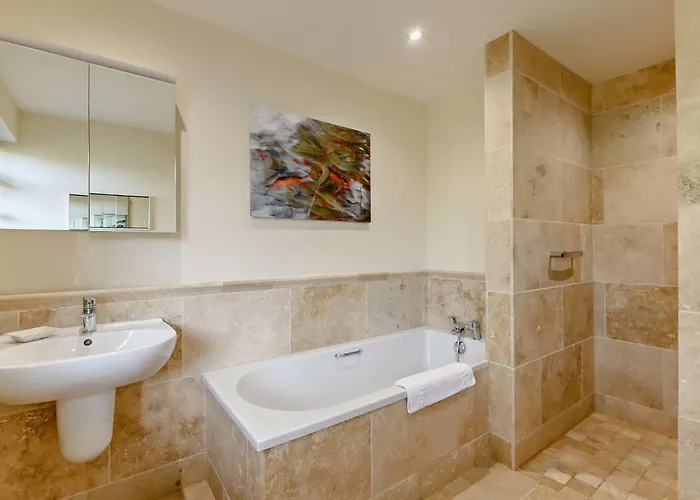 3 Bed In Bedale 91574 Holiday home